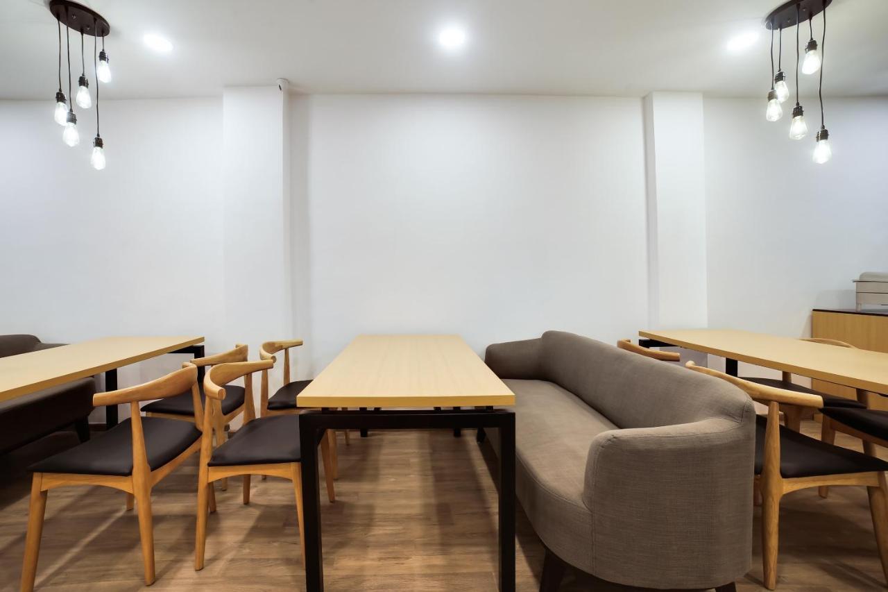 Oyo Townhouse 019 Anand Vihar New Delhi Exterior photo