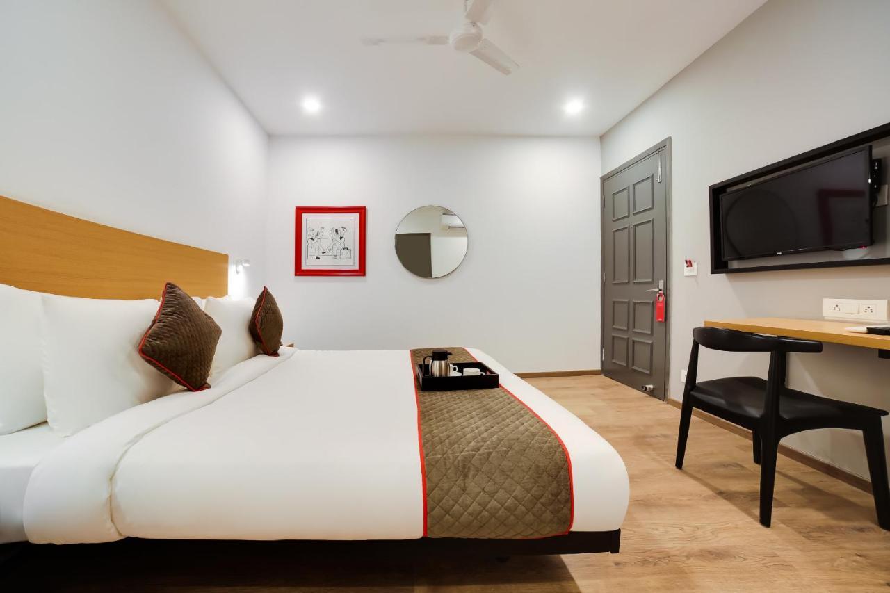 Oyo Townhouse 019 Anand Vihar New Delhi Exterior photo