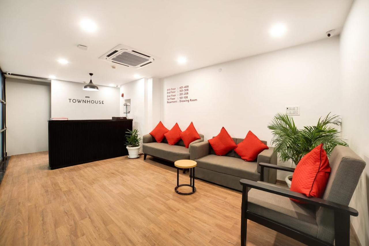 Oyo Townhouse 019 Anand Vihar New Delhi Exterior photo